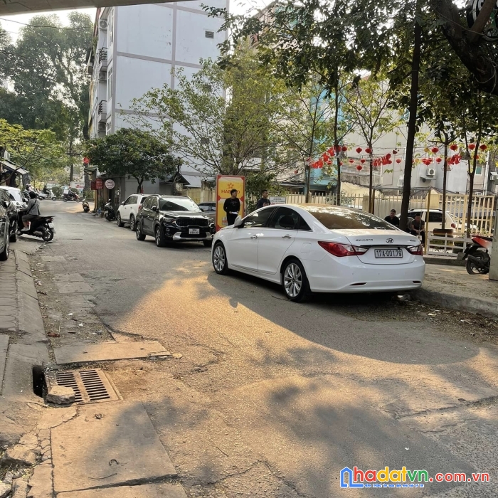 Thái thịnh phân lô ô tô tránh-kinh doanh tốt 43m 6ty2