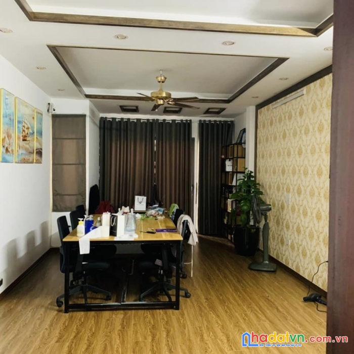 Thái hà 50m 7 tầng thang máy ô tô quay đầu