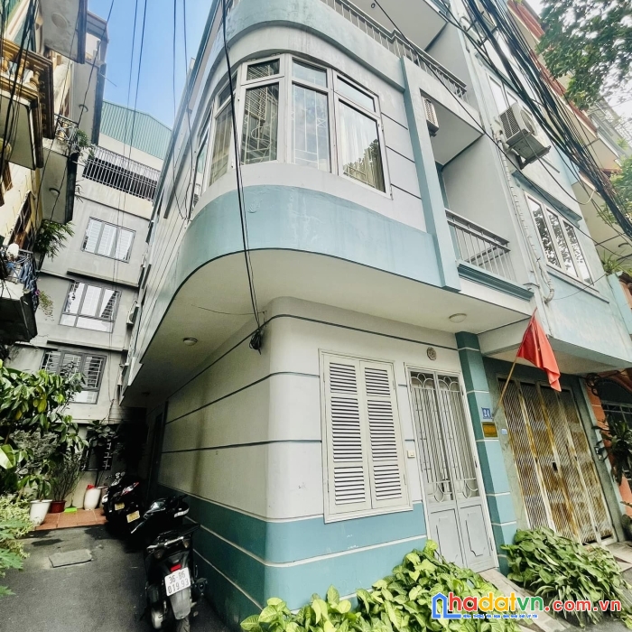 Bán nhà phố lạc long quân, lô góc 3 thoáng, ô tô dừng đỗ ngày đêm, thông ra hồ tây