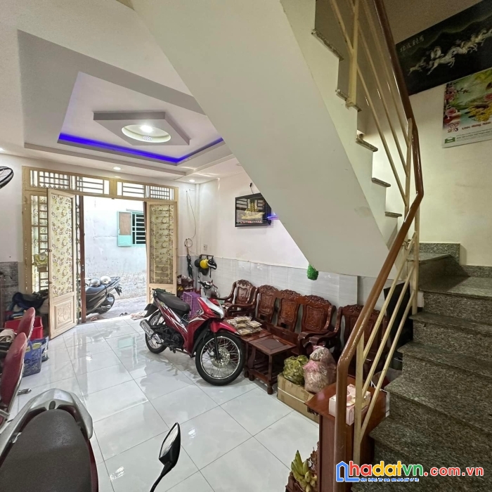 Bán nhà khuông việt, phú trung, tân phú, 2 tầng, 40m2, giá rẻ.