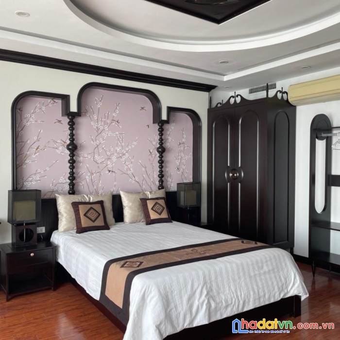 Chính chủ cần bán biệt thự imperia garden phố nguyễn huy tưởng 200m2 - mặt tiền 9m - giá 50 tỷ -