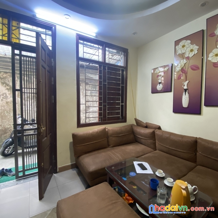 Nhà đẹp linh đàm, 35m, 4 tầng, giá 3.1 tỷ_lh gấp thu xinh 0886981095