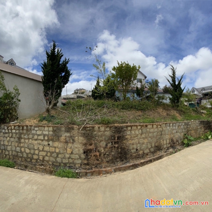 Bán đất view đẹp trên đường trịnh hoài đức, phường 11, tp. đà lạt, giá bán chỉ 13 tỷ