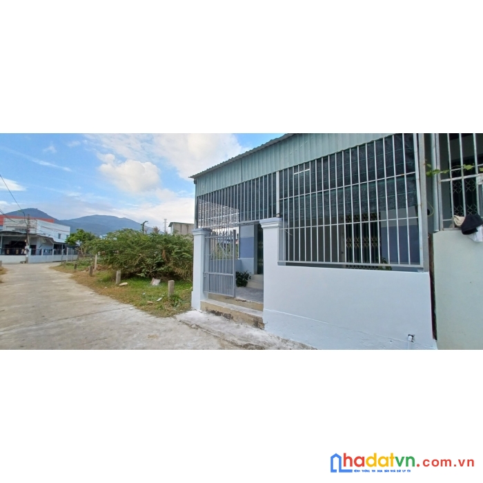 Bán nhà cấp 4 thôn trung vĩnh phương giá 1tỷ 290tr