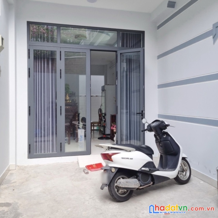 Nhà đẹp bán căn liền kề đường bùi minh trực, p6 q8 - giá: 7 tỷ tl