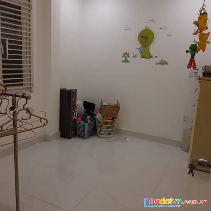 Bán gấp nhà đoàn thị điểm, pn, 60m2, 5m x 12m, giá 5.2 tỷ