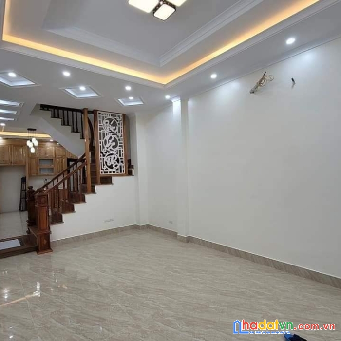 Bán nhà hồ đắc di, đống đa, ô tô, phân lô, 97m2 4t mt5m, giá 11.5 tỷ