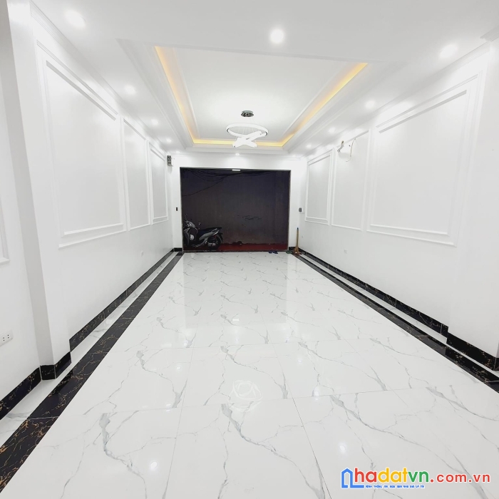 Siêu mặt tiền - lô góc 3 mặt phố trường chinh - ngã tư sở - giá 15 tỷ - kd sầm uất