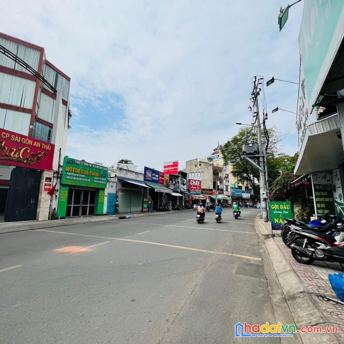 Bán nhà mặt tiền đường vườn lài, đường nhựa 20m, 155m2 giá 24 tỷ, ngang 5.8m