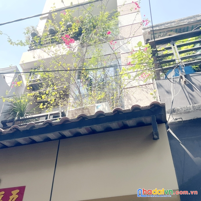 Nhà bán gần mt hưng phú hẻm ô tô 4 tầng p10q8 giá 5.8 tỷ