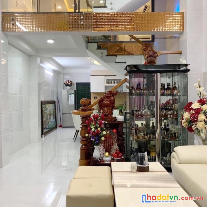 Nhà đẹp hxh hưng phú 5 tầng p10q8 giá 7.6 tỷ