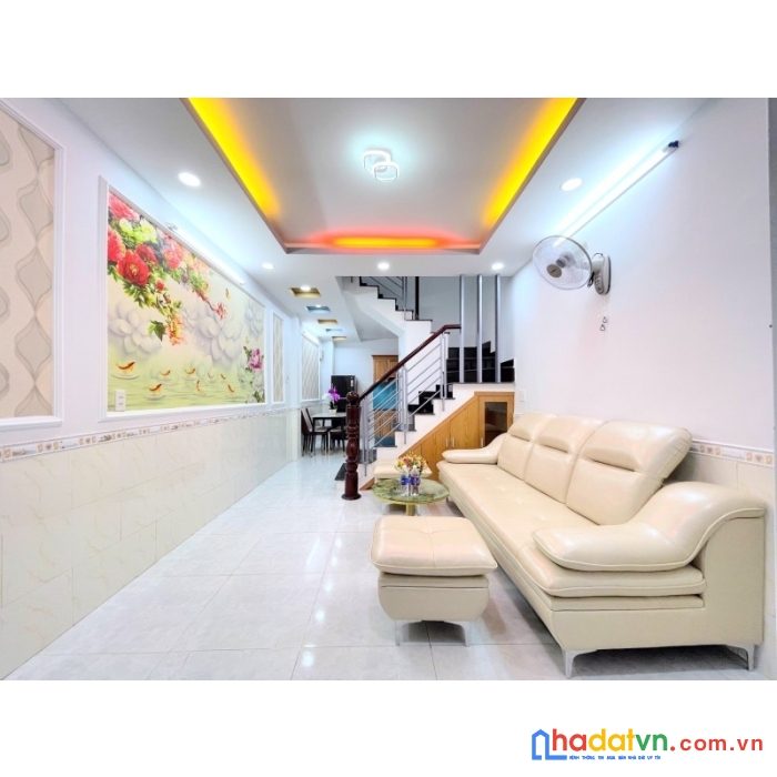 Bán nhà phan huy ích gò vấp 30m2 2 tầng đúc mới ở ngay xịn mịn 3 tỷ 7