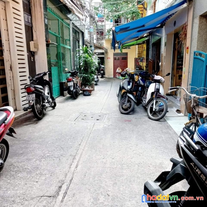 Nhà đẹp rẻ hẻm rộng 3,8 m tôn đảnq4  diện tích 27,5 m

 3x10 trệt lầu 2pn 2wc nhà mới hơn 2 tỷ