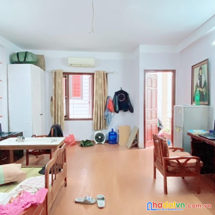 Bán nhà ngõ hồ tùng mậu 5 tầng, gần phố, 30m ra ô tô. nhỉnh 3 tỷ.