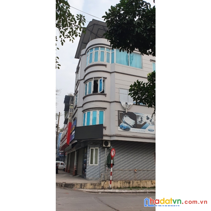 Bán nhà mặt phố nguyễn khoái, hbt 100m, mt 5m, gara, ô tô, vp, kd đỉnh, 23 tỷ. lh: 0366051369