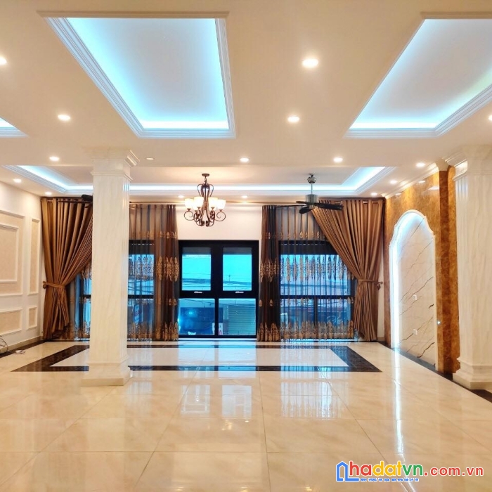 Siêu hiếm mặt ngõ xuân đỉnh 150mx7 tầng thang máy-3 ô tô tránh kinh doanh sầm uất nhỉnh 23 tỷ