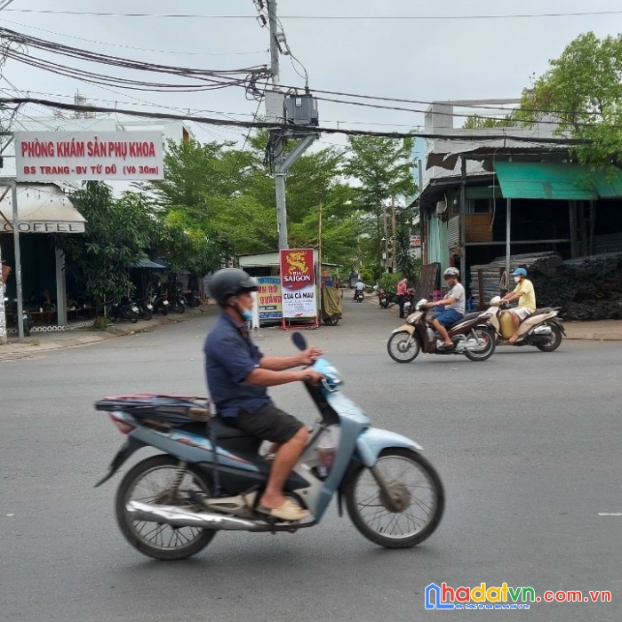 4x23 mt lê văn qưới gần aeon, ngộp bank giảm sâu 6.8 tỷ