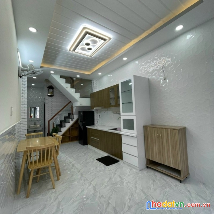 Bán nhà quang trung gò vấp 4 tầng đúc mới hẻm ô tô 4 tỷ 4