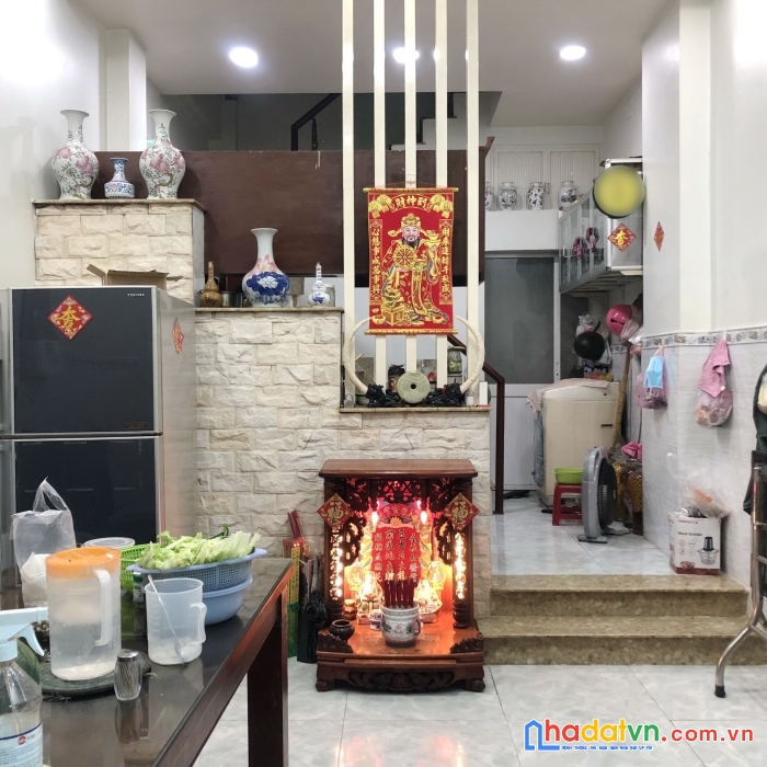 Nhà mới mới 4 tầng hẻm đối diện winsor plaza đường sư vạn hạnh p9q5