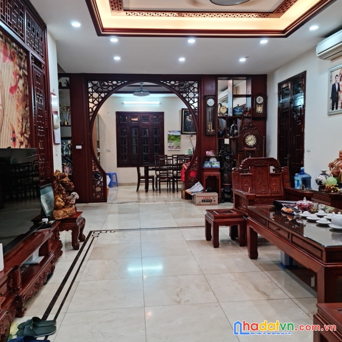 Biệt thự triệu đô - khu vip nam từ liêm -  2 gara ô tô,  vỉa hè, khu phân lô ô tô tránh, chạy vòng