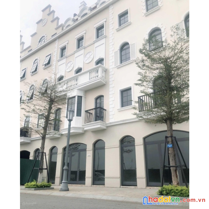 Cấn bán khách sạn bãi cháy- sun europe e528