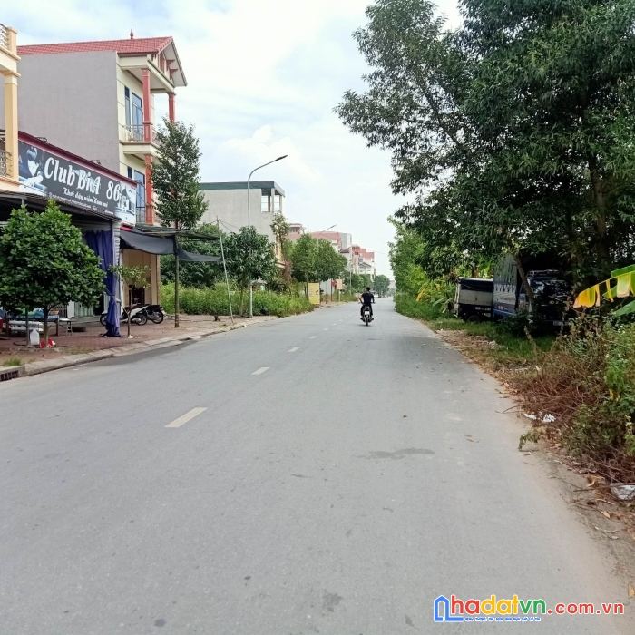 Bán lô đất gần tú tháp, song hồ, tt, bắc ninh, giá 4.x tỷ, đường 20m