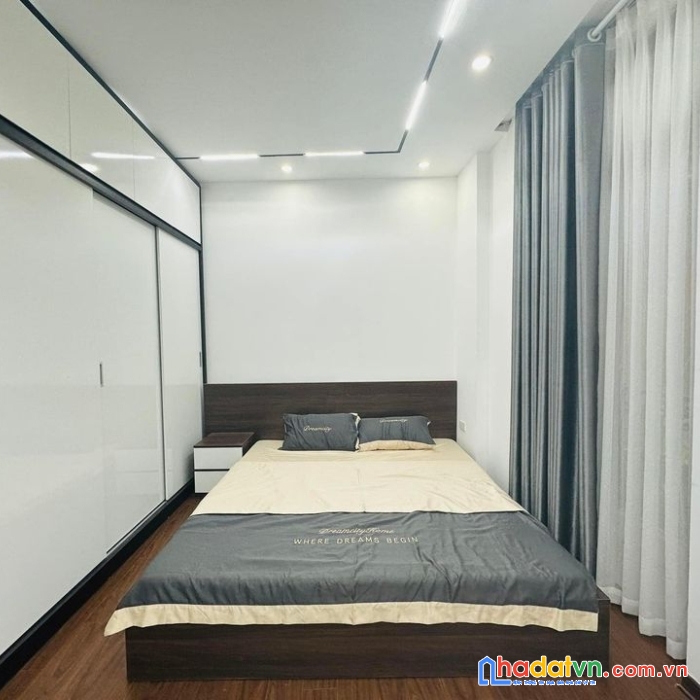 Bán nhà thụy khuê-48m-lô góc-giá đầu tư-tiện ích-gần hồ-3tỷ