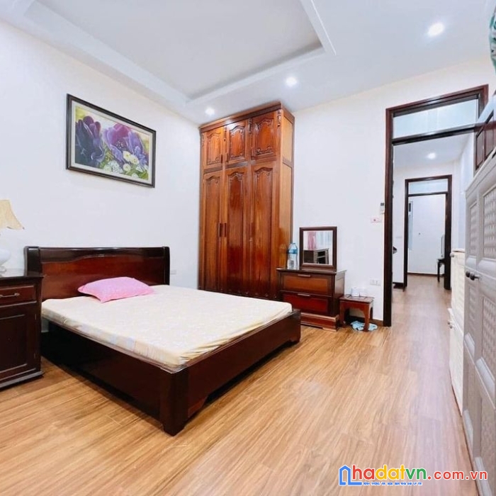 Bán nhà tây hồ-4tầng-gần phố-thoáng sáng-gần hồ tây-giá 1tỷ