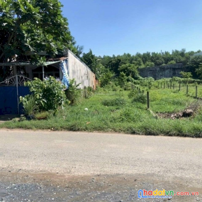 Củ chi, bán 1.2hecta đất mt đường, 100% thổ cư. giá 80tỷ