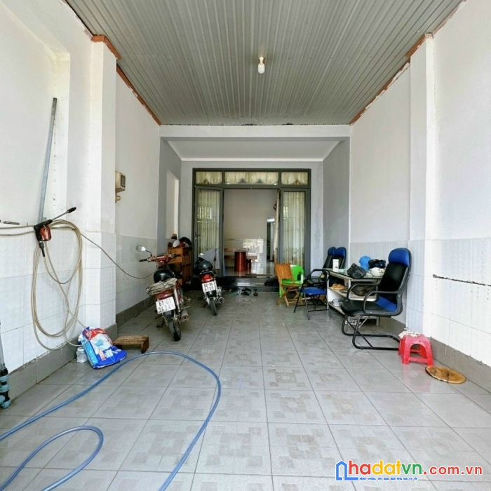Một căn duy nhất, nhà 1 trệt 1 lửng p.tân hiệp chỉ 2ty990, đường nhựa 5m thông