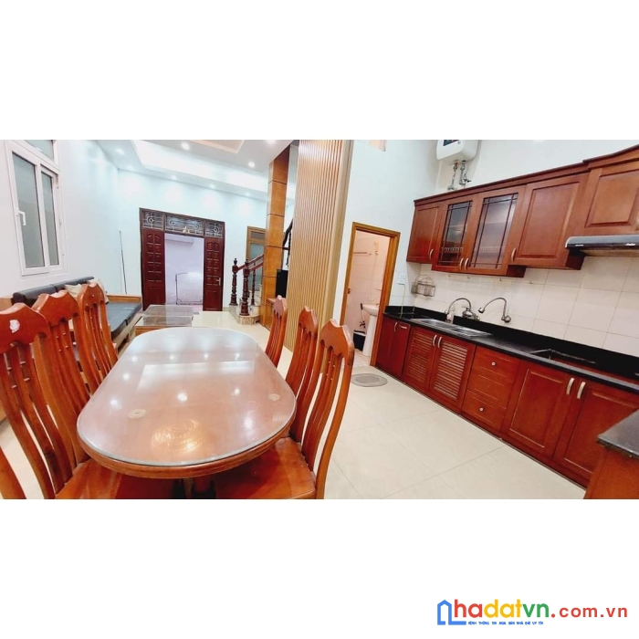 Bán nhà đình thôn 50m2, lô góc hơn 5 tỷ