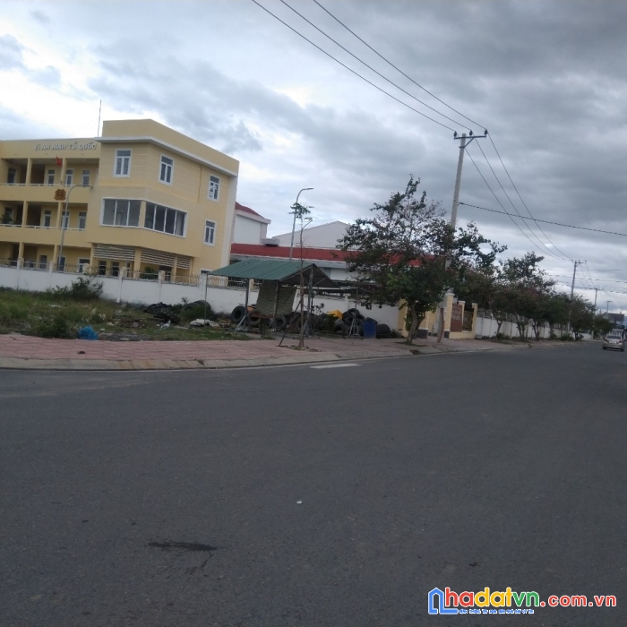 Đất tái định cư vuông đẹp, full thổ, trung tâm thị xã ninh hòa