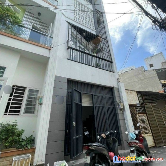 Khu hiếm nhà bán phạm huy thông giao dương quảng hàm - 5,55 tỷ- hẻm xe hơi