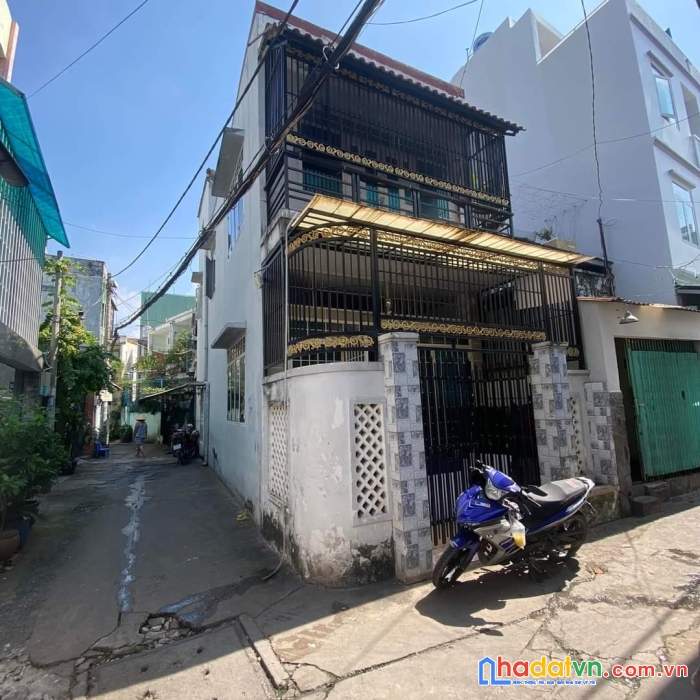 Hxh thông lê quang định- 3 tầng - gần mặt tiền - 55.4m2 - 7.4 tỷ