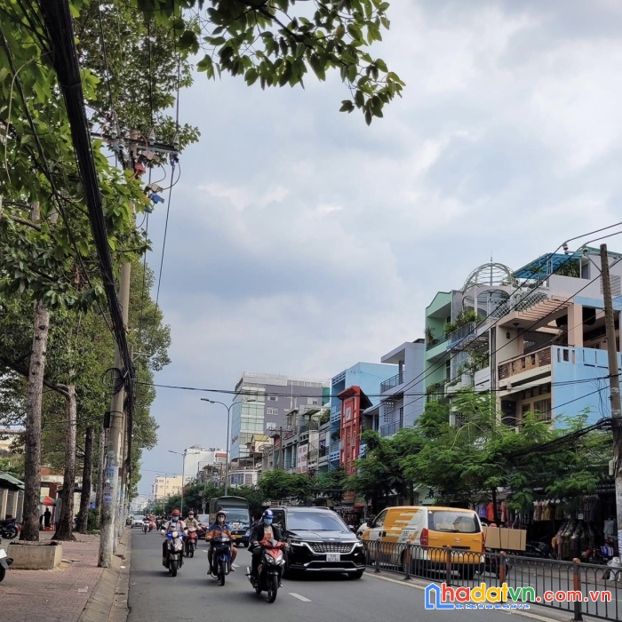 Bán nhà hẻm 8m lý thường kiệt tb, 5 lầu đẹp, 83m2, ngang 5.2m, đa công năng, 12.5 tỷ.