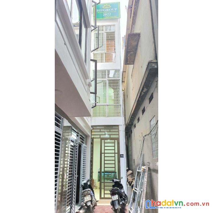 Bán nhà mỹ đình 46m2 4 tầng nhỉnh 3 tỷ cạnh sân vđ mỹ đình