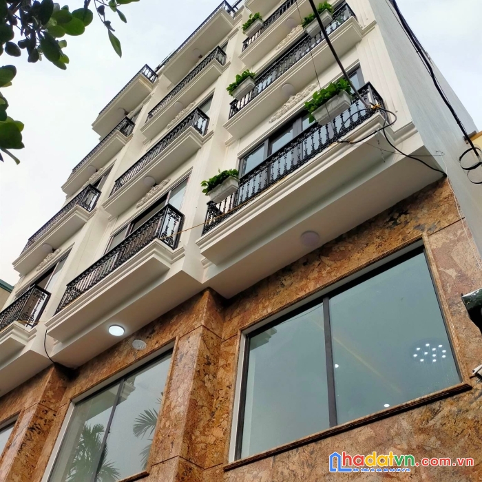 Bán nhà đẹp mới koong - full nội thất đẹp - ngõ ô tô thông - ô tô vào nhà - tiện ích ngập tràn - ở
