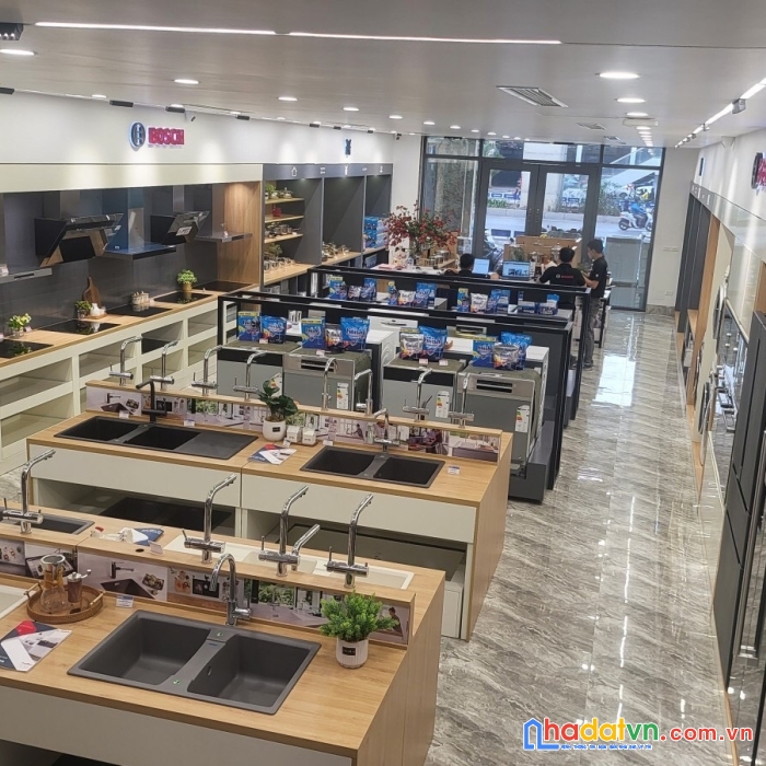 Bán nhà thanh bình phường mỗ lao hà đông 90m2 5t mt 18m chỉ hơn 15tỷ thang máy kinh doanh