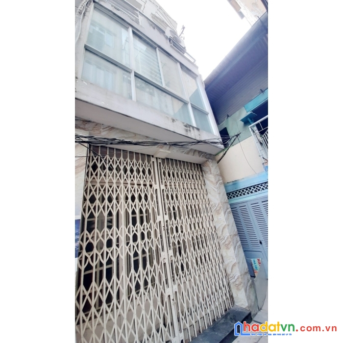 Nhà nở hậu hẻm nguyễn văn cừ p. cầu kho q1. giá 3,7 tỷ