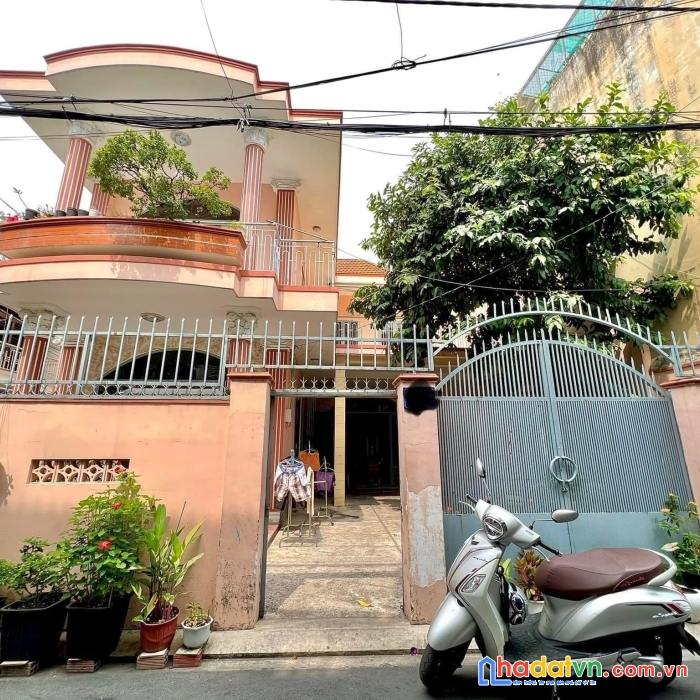 Bán biệt thự 2 tầng, nguyễn cửu đàm,tân sơn nhì,gần 200m2, ngang 12m,chỉ 1,x tỷ.