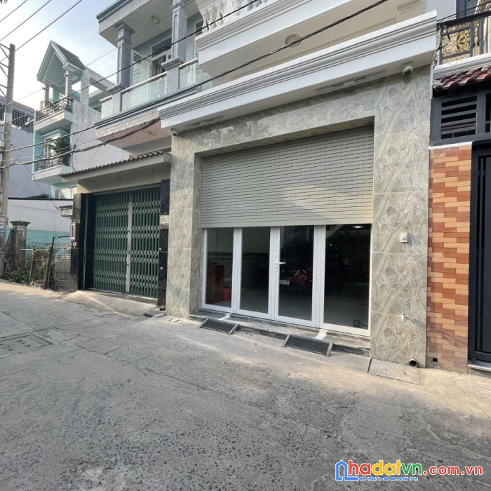 Hxh thông, 50m ra mt lê văn khương q12 - 70m2, 3 tầng btct, phù hợp mua ở làm văn phòng.