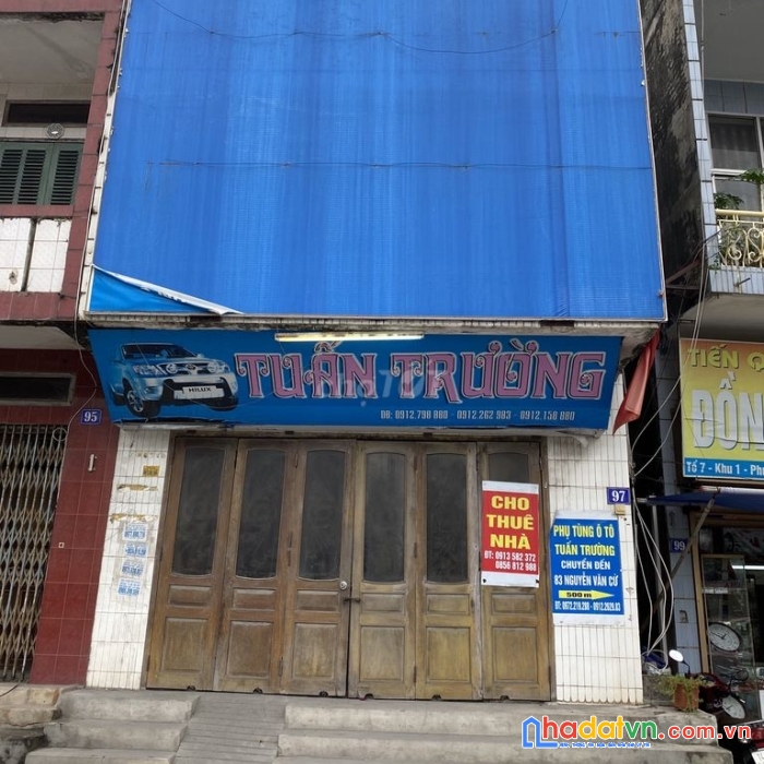 Cho thuê nhà 50m mặt đường 18 cột 5 (gần báo qn)