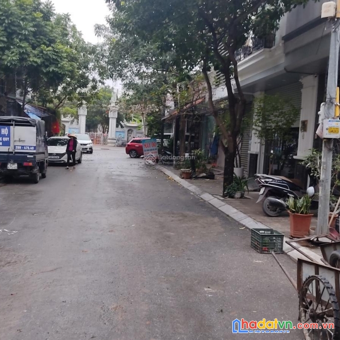 Bán đất kinh doanh trung tâm chợ khu văn phú – phú la hà đông.