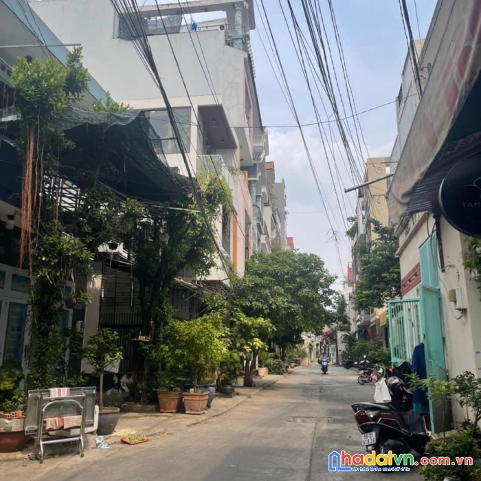 Bán nhà 2 tầng đường bờ bao tân thắng, hẻm ba gác, 36m2 chỉ 4 tỷ