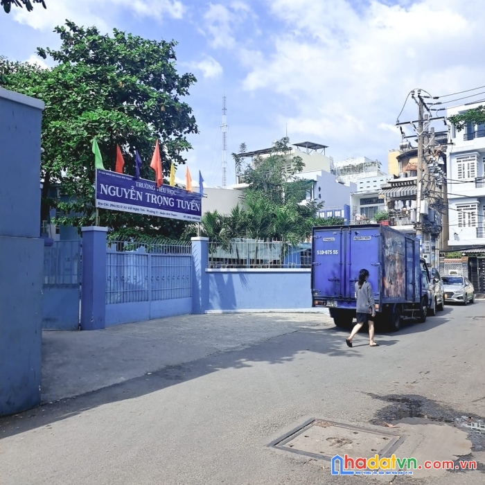 Bình thạnh, gần quận 1, hẻm kinh doanh 8m, 3pn, chỉ 12 tỷ 900