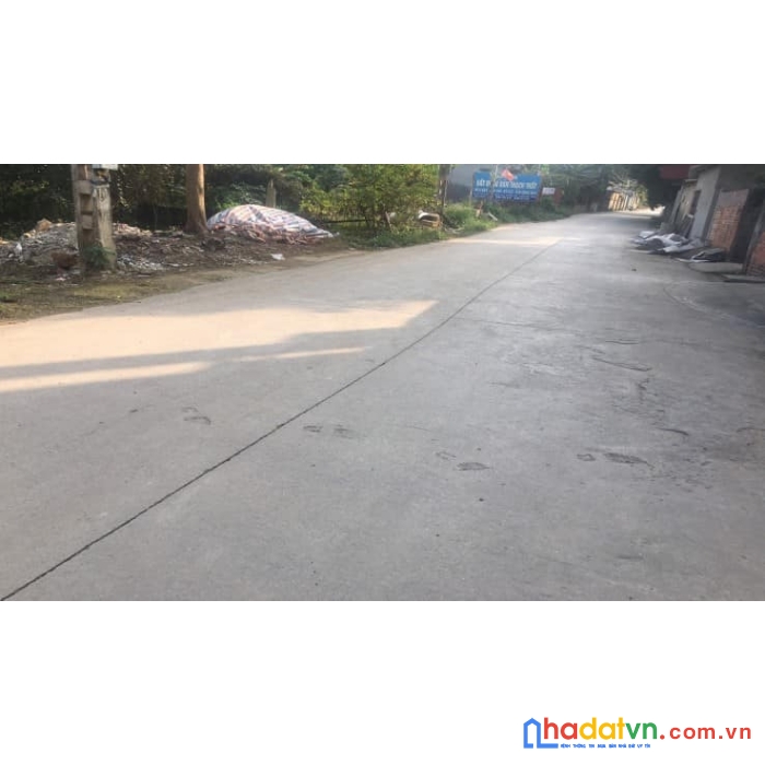 Bán đất thôn đồng táng xã đồng trúc thạch thất 99m giá 2,x tỷ