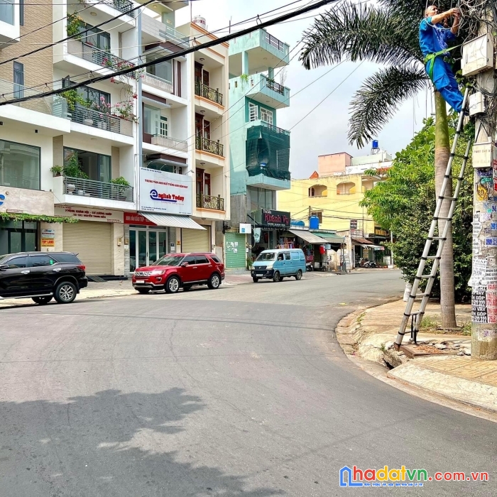 Siêu hiếm, định cư cần bán biệt thự 185m2 80 triệu/ m2 p tân sơn nhì tân phú