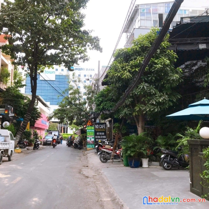 Ngộp bán nhà villa bình trị đông 100m2 ngang 8m 3 tấm