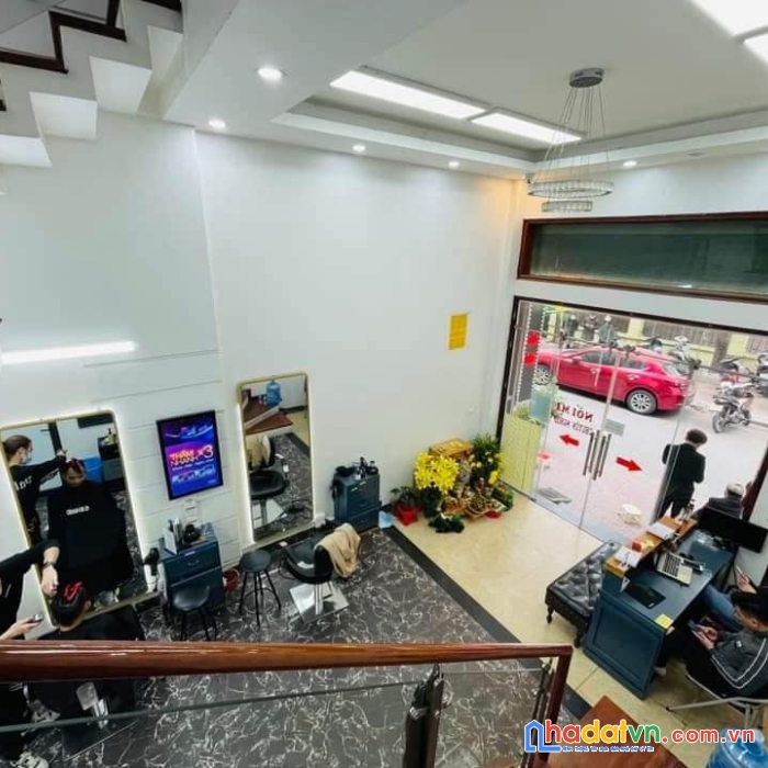 Bán nhà phố pháo đài láng, ô tô tránh, vỉa hè rộng, 6 tầng thang máy, 63m,  nhỉnh 18 tỷ.