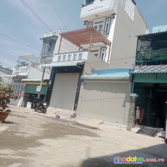 Bán nhà quận 12, hxh lê văn khương, 60m2, 4 tầng, 4pn, chỉ hơn 3 tỷ.